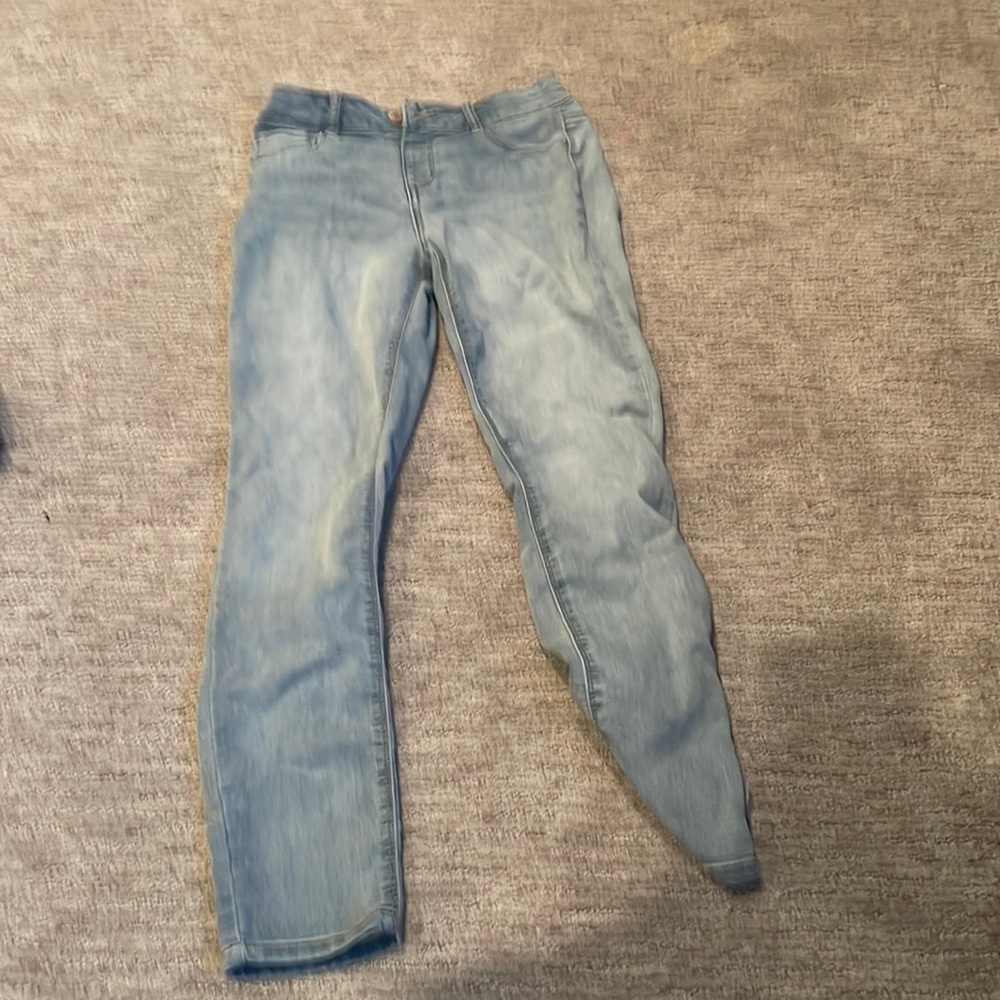 Light blue jeans, hippie, girl, high-rise, skinny, size 10, 12